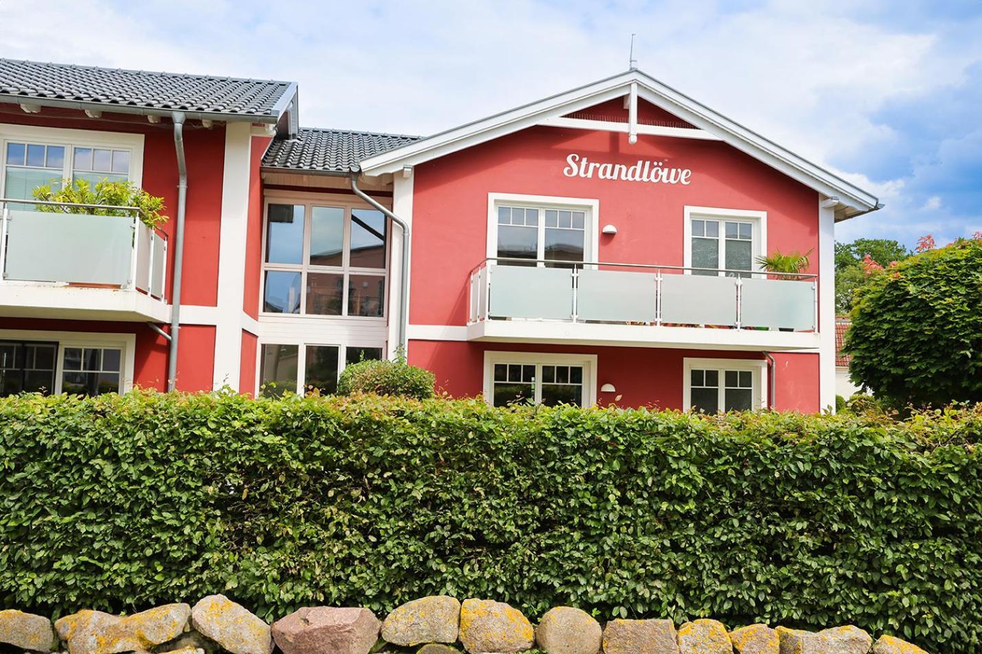 Strandloewe Kuehlungsborn Ostsee Kültér fotó